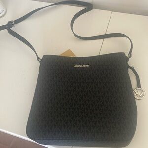 Michael Kors jet set travel bag in black